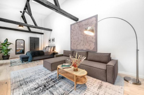 Mitte Loft on 2floors, 150 Qaudratmeter, 2BRs, 2Bathrooms, living room, dinning room up to 8 ppl